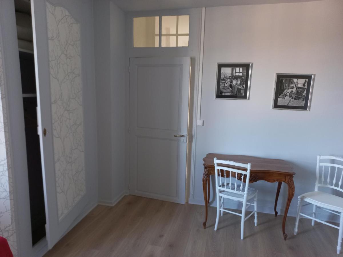 L'Eglantyne Bed and Breakfast La Chapelle-de-Guinchay Εξωτερικό φωτογραφία