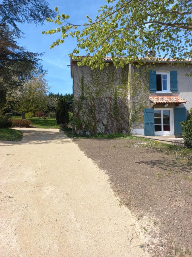 L'Eglantyne Bed and Breakfast La Chapelle-de-Guinchay Εξωτερικό φωτογραφία