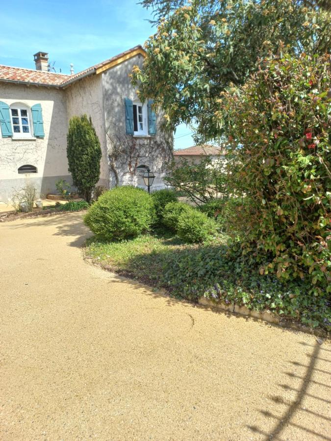 L'Eglantyne Bed and Breakfast La Chapelle-de-Guinchay Εξωτερικό φωτογραφία