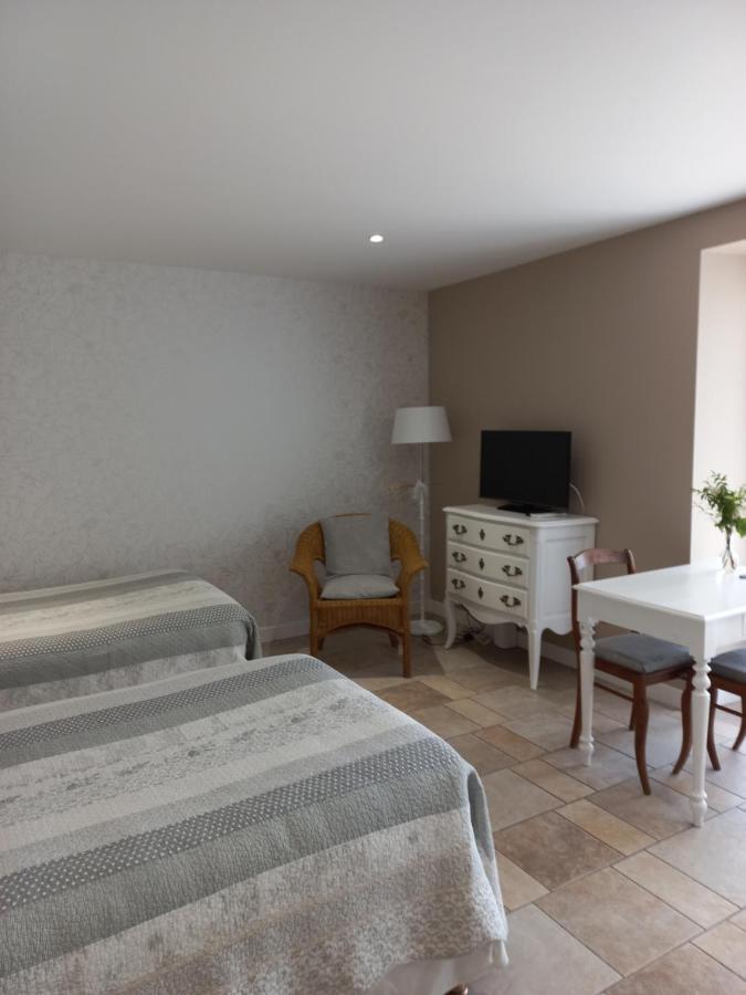 L'Eglantyne Bed and Breakfast La Chapelle-de-Guinchay Εξωτερικό φωτογραφία